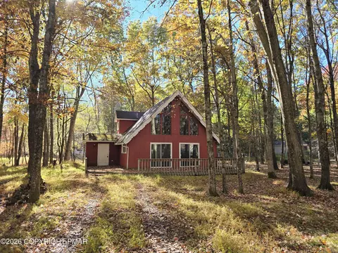 83 Eliot Ln, Albrightsville, PA 18210