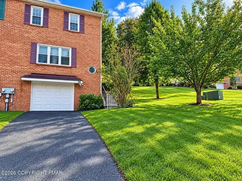68 Highlands Blvd, Easton, PA 18042