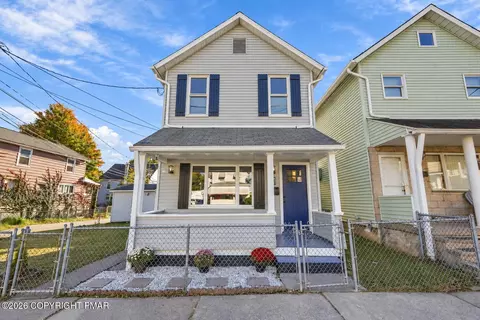 131 Stanton St, Wilkes Barre, PA 18702