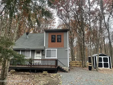 238 Towamensing Trl, Albrightsville, PA 18210