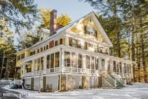 4534 Route 447 Rte, Canadensis, PA 18325
