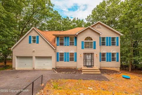 1124 Summit Ter, East Stroudsburg, PA 18301