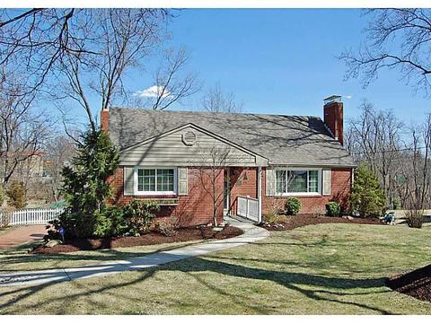 2431 Willowbrook Rd, Pittsburgh, PA 15241 photo 1