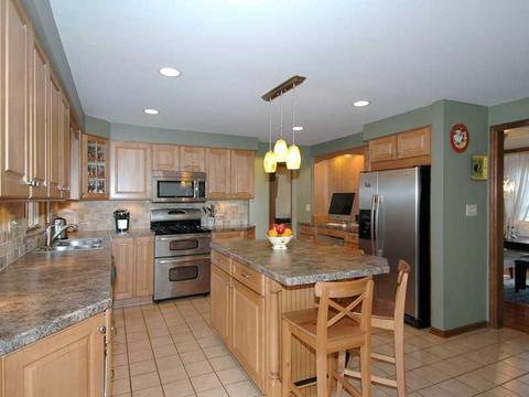 4693 Treeline Dr, Hampton, PA 15101 photo 4