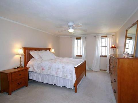 4693 Treeline Dr, Hampton, PA 15101 photo 11