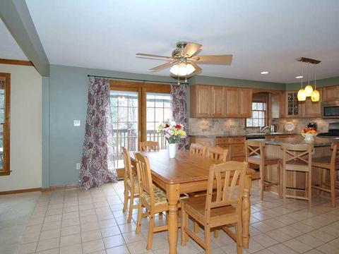 4693 Treeline Dr, Hampton, PA 15101 photo 5