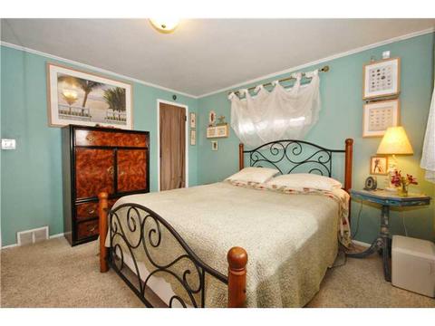 5207 Ranchview Dr, Pittsburgh, PA 15236 photo 12
