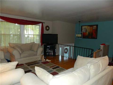 2531 Braddock Dr, Lower Burrell, PA 15068 photo 5