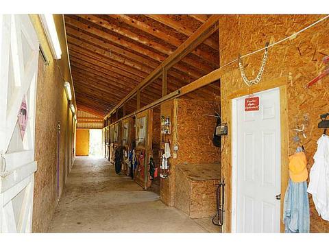 852 Sugar Run Rd, Eighty Four, PA 15330 photo 8
