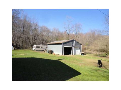 61 Falls Rd, Mercer, PA 16137 photo 4