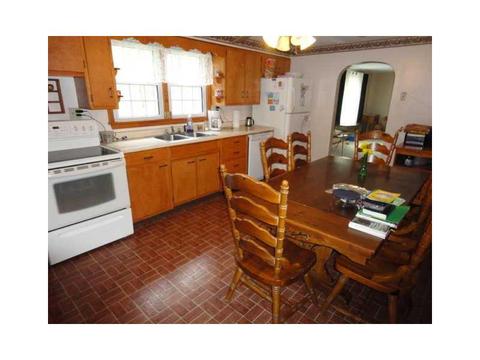 61 Falls Rd, Mercer, PA 16137 photo 9