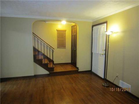 741 Saint Clair Ave, Clairton, PA 15025 photo 3