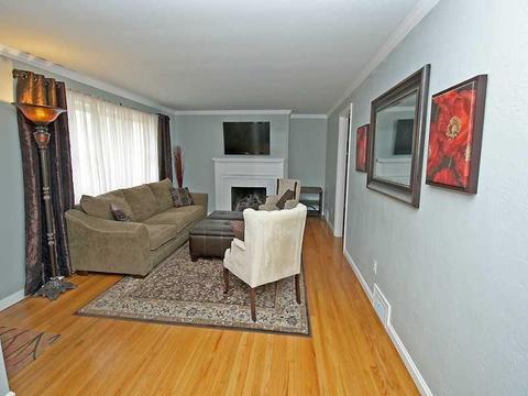 228 Gerrie Dr, Pittsburgh, PA 15241 photo 4
