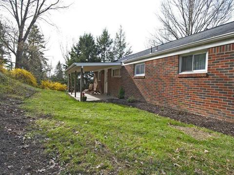 228 Gerrie Dr, Pittsburgh, PA 15241 photo 25