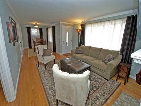 228 Gerrie Dr, Pittsburgh, PA 15241 photo 3