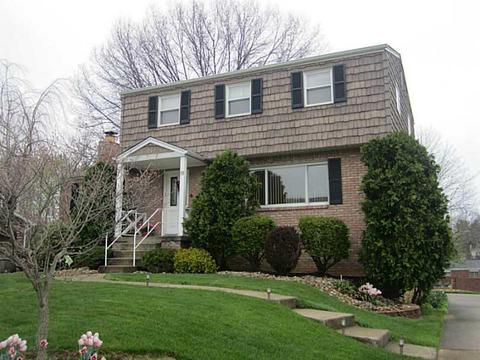 33 Aspen, Irwin, PA 15642 photo 1
