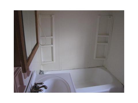 1407 Belasco Ave, Pittsburgh, PA 15216 photo 7