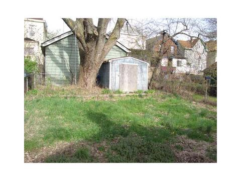1407 Belasco Ave, Pittsburgh, PA 15216 photo 2