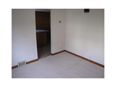 1407 Belasco Ave, Pittsburgh, PA 15216 photo 4