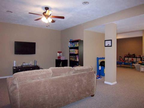 211 Windham Ln, Mars, PA 16046 photo 14