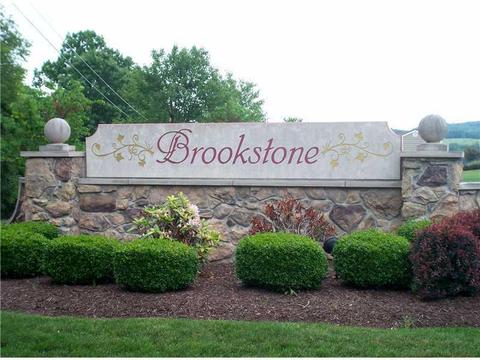 211 Windham Ln, Mars, PA 16046 photo 23