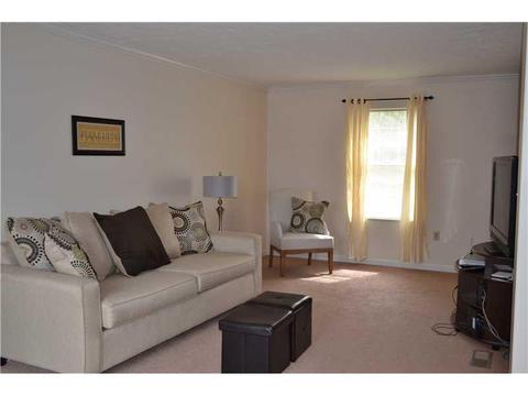 4949 Cheyenne Ct, Hampton, PA 15044 photo 3