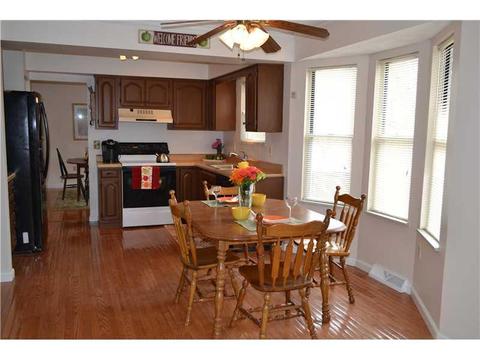 4949 Cheyenne Ct, Hampton, PA 15044 photo 2