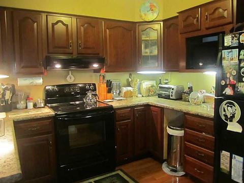 301 Williamsburg Ln, Export, PA 15632 photo 2