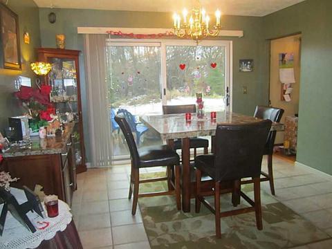 301 Williamsburg Ln, Export, PA 15632 photo 9