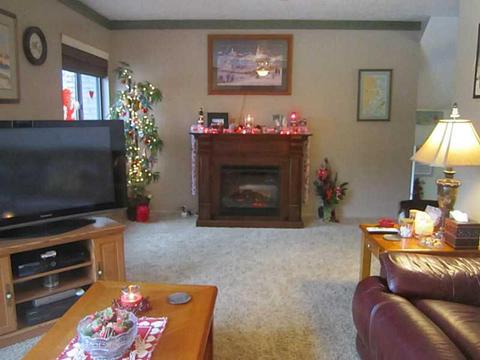 301 Williamsburg Ln, Export, PA 15632 photo 13