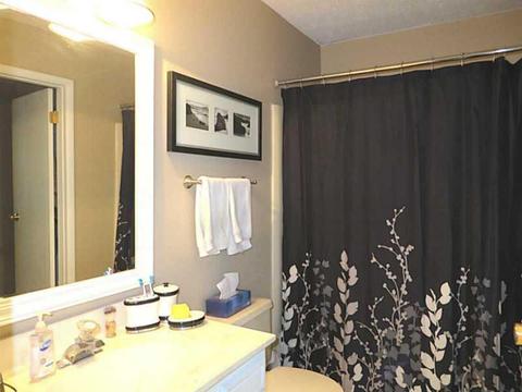 402 Brookside Ct, Seven Fields, PA 16046 photo 10