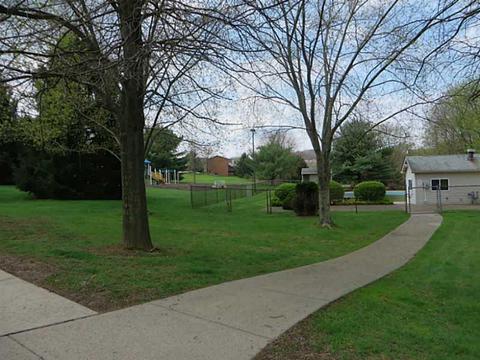 402 Brookside Ct, Seven Fields, PA 16046 photo 13