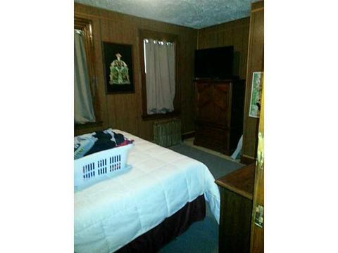 1021 3rd Ave, Coraopolis, PA 15108 photo 5
