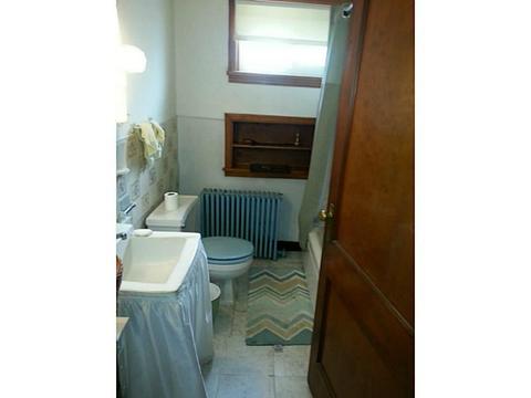 1021 3rd Ave, Coraopolis, PA 15108 photo 9