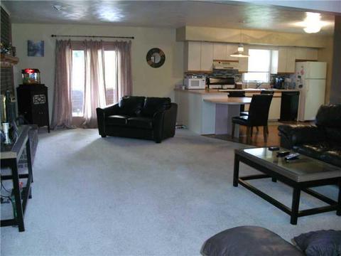 39 Regola Dr, Irwin, PA 15642 photo 4