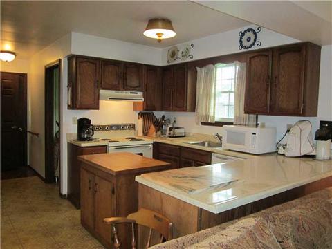 3409 Aloha Dr, Lower Burrell, PA 15068 photo 16
