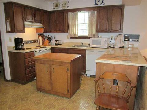 3409 Aloha Dr, Lower Burrell, PA 15068 photo 17