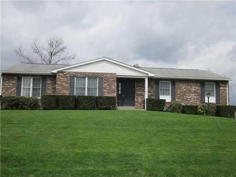 3409 Aloha Dr, Lower Burrell, PA 15068 photo 2