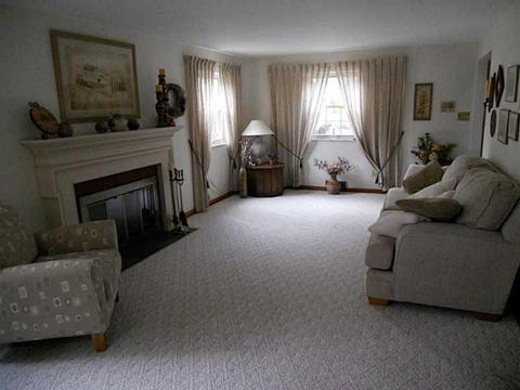 4046 Cape Cod Dr, Pittsburgh, PA 15239 photo 10