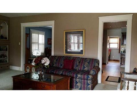 720 Second St, Beaver, PA 15009 photo 2