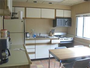14 E Main St, Carnegie, PA 15106 photo 3