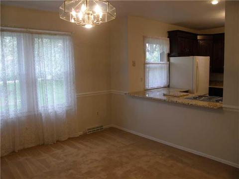 208 Cherokee Rd, Pittsburgh, PA 15241 photo 11
