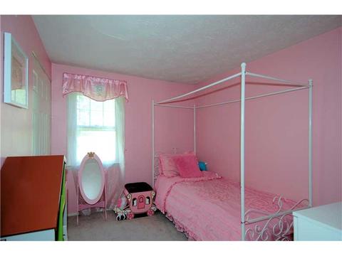 4741 Magnus Dr, Hampton, PA 15101 photo 8