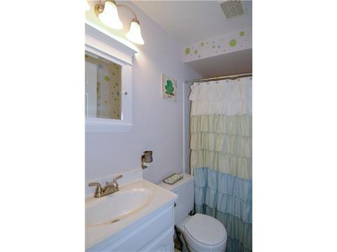 4741 Magnus Dr, Hampton, PA 15101 photo 9