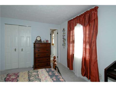 4741 Magnus Dr, Hampton, PA 15101 photo 6