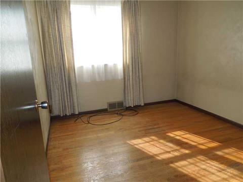 4 Dover Rd, Irwin, PA 15642 photo 9