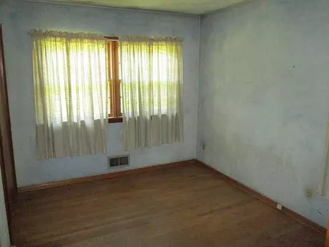 1112 Upper Mateer Rd, Vandergrift, PA 15690 photo 9