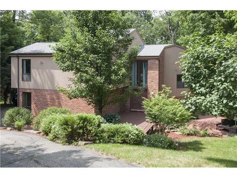 4011 Letort Ln, Hampton, PA 15101 photo 1