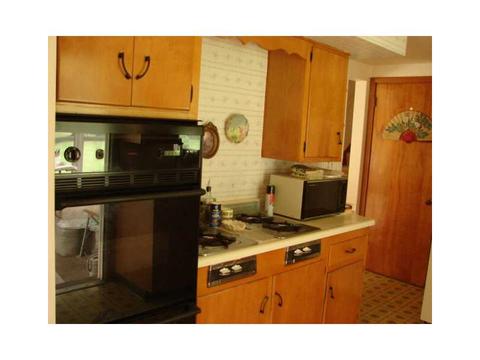 105 Clover Dr, Monaca, PA 15061 photo 6