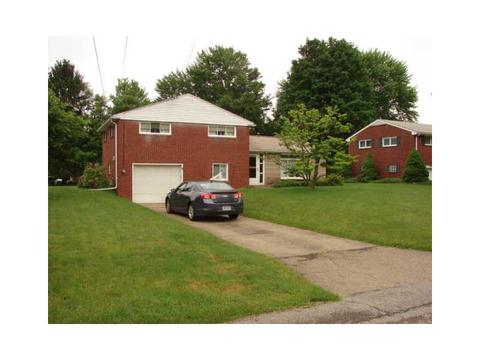 105 Clover Dr, Monaca, PA 15061 photo 1